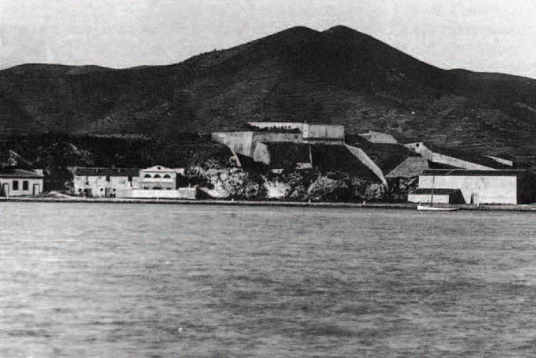 Una vecchia foto della ex-collina del Lazzeretto