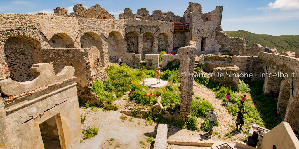 Castello del Volterraio-6929