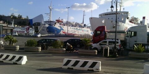 085c57286c26eedd873483c5ba0c0f9e_xl